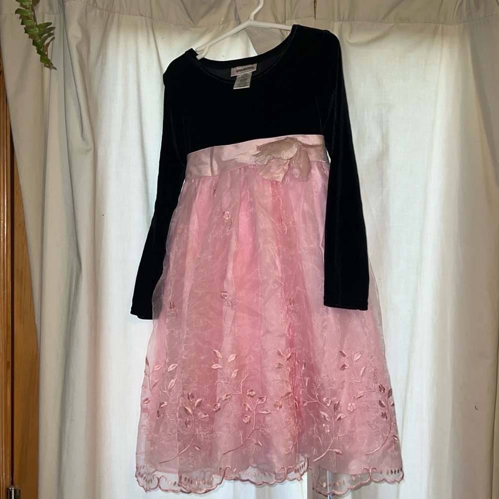 Youngland Girls Black and Pink Velvet and Layered Sheer Dreas